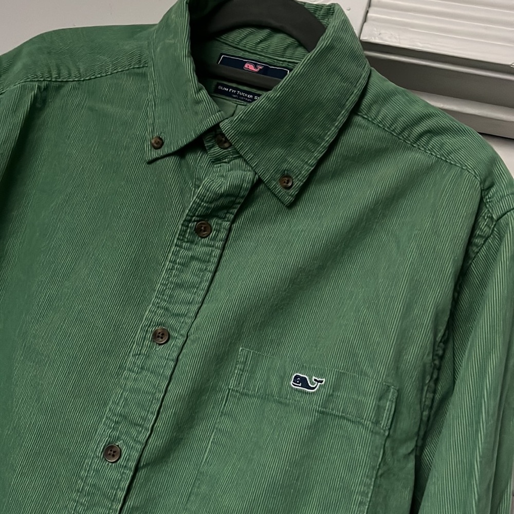 Medium Vineyard Vines Green Corduroy “Slim Fit Tucker Shirt”
